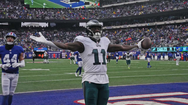 A.J. Brown celebrates his 33-yard TD catch vs. Giants in Week 14